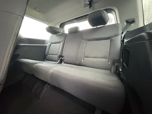 Certified 2025 Ford Expedition Active image 38