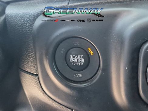 Used 2021 Jeep Wrangler Unlimited Sahara AWD/4WD image 8