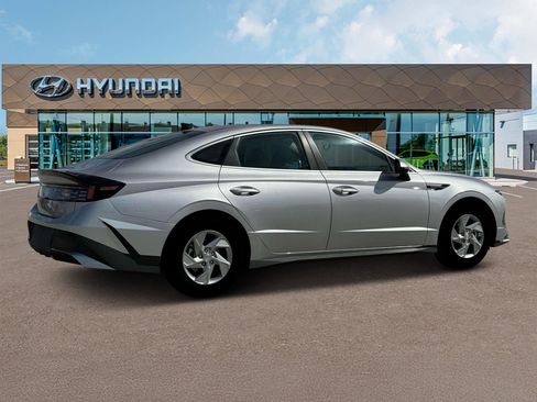 New 2025 Hyundai Sonata SE image 8