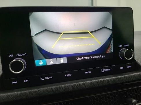 Used 2023 Honda Civic Sport image 3