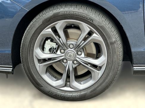 Used 2025 Honda Accord EX-L image 13