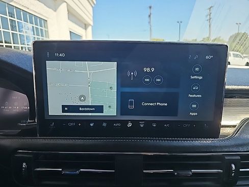 Used 2023 Lincoln Corsair AWD w/ Equipment Group 101A image 15