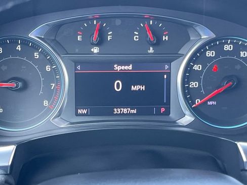 Certified 2023 Chevrolet Traverse LT FWD image 39