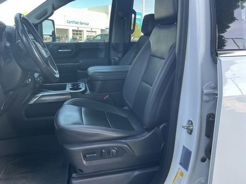 Used 2023 Chevrolet Silverado 3500 LTZ w/ LTZ Convenience Package AWD/4WD image 16