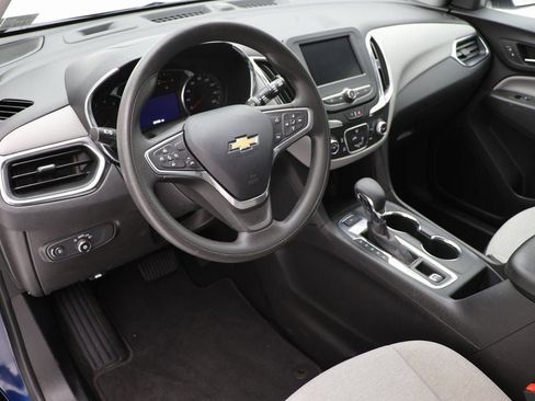 Used 2023 Chevrolet Equinox LS w/ LS Convenience Package image 12