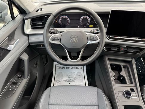 New 2026 Volkswagen Tiguan SE AWD/4WD image 31