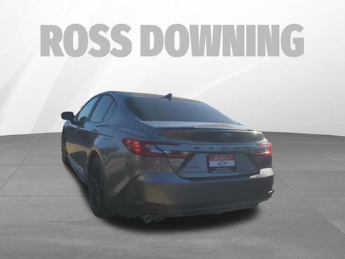 Used 2025 Toyota Camry SE w/ Multimedia Upgrade Package image 6