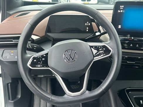 Used 2023 Volkswagen ID.4 Pro image 20