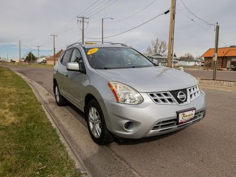 Used 2012 Nissan Rogue SV FWD image 3