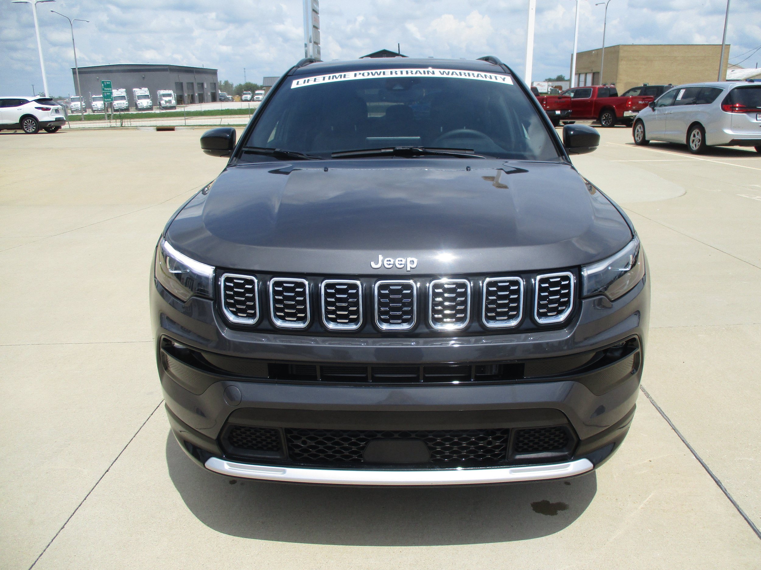 Used 2024 Jeep Compass Limited w/ Elite Group AWD/4WD image 10