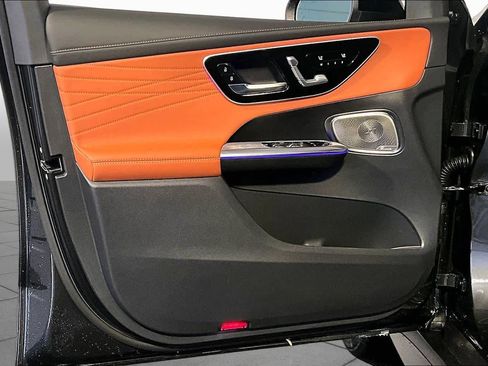 New 2026 Mercedes-Benz GLC 300 4MATIC image 11