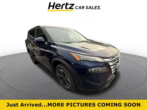 Used 2025 Nissan Rogue SV AWD/4WD image 1