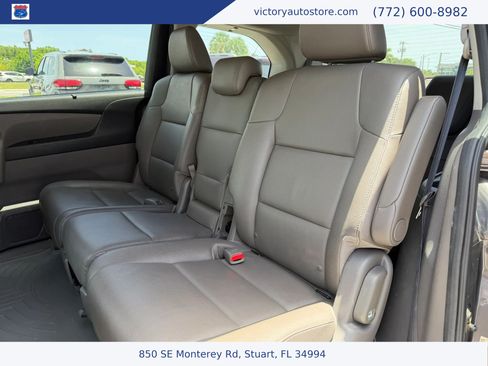 Used 2015 Honda Odyssey Touring Elite image 17