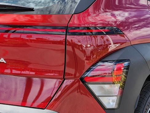 New 2026 Hyundai Kona SE image 12