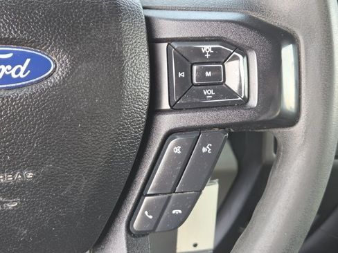 Used 2017 Ford F150 XLT AWD/4WD image 18
