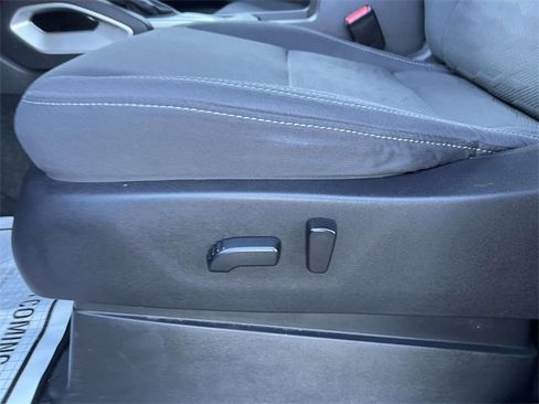 Used 2022 Nissan Frontier SV image 17