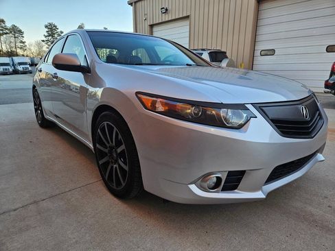 Used 2011 Acura TSX Sedan image 3