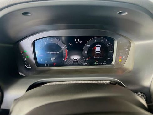 Used 2025 Acura ADX A-Spec image 15