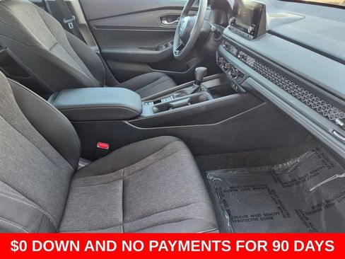 Used 2025 Honda Accord SE image 30