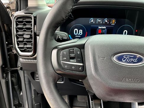 Used 2024 Ford Ranger Lariat w/ FX4 Off-Road Package AWD/4WD image 12