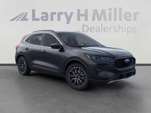 New 2025 Ford Escape PHEV w/ PHEV Premium Package image 7