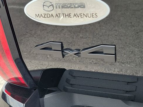 Used 2024 Toyota Tundra Limited image 8