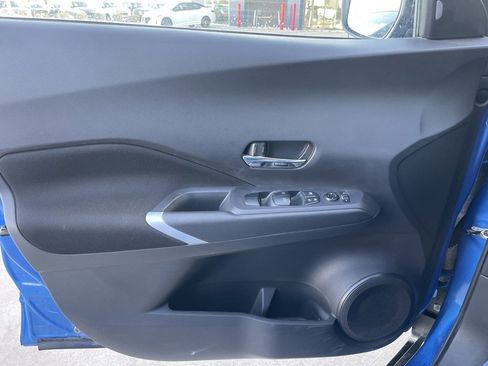Certified 2024 Nissan Kicks SV image 9