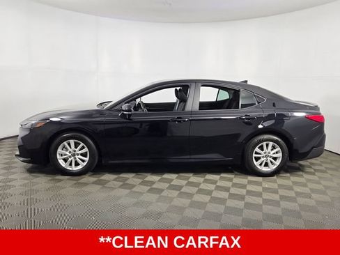 Used 2026 Toyota Camry LE w/ Convenience Package FWD image 5