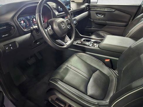 Used 2023 Honda Pilot Elite image 9