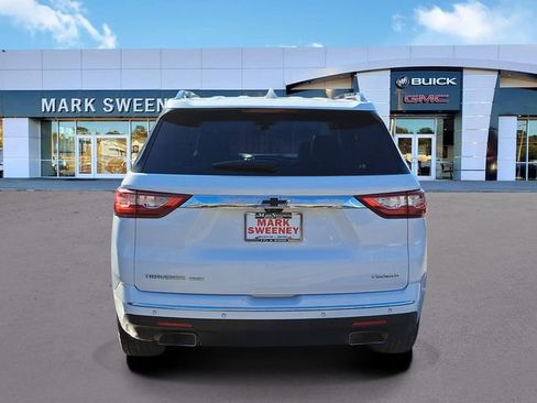 Used 2020 Chevrolet Traverse Premier w/ LPO, Midnight Edition image 27