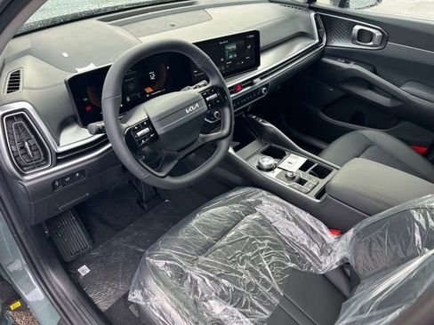 New 2026 Kia Sorento EX AWD/4WD image 13