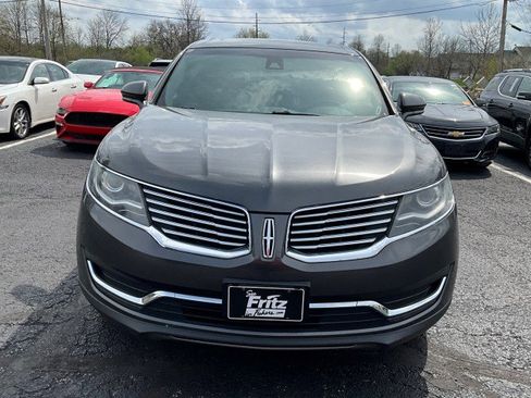 Used 2017 Lincoln MKX Reserve w/ Lincoln MKX Climate Package image 2