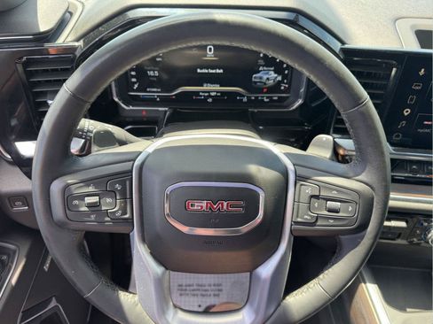 Used 2023 GMC Sierra 1500 SLT w/ SLT Premium Plus Package AWD/4WD image 19
