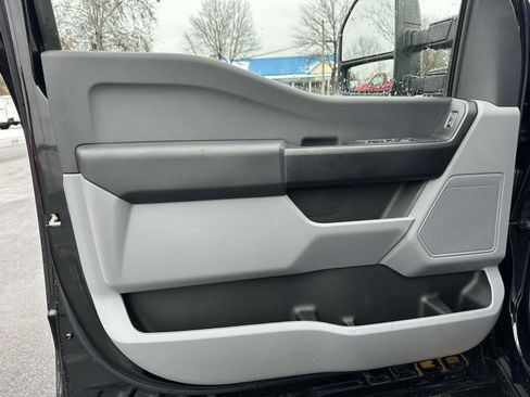 New 2025 Ford F250 XL image 8