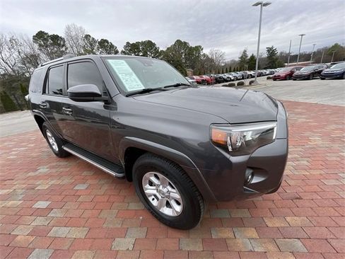 Used 2022 Toyota 4Runner SR5 image 38