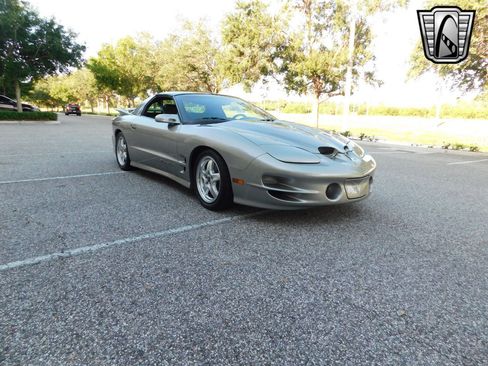 Used 1999 Pontiac Firebird Formula w/ Security Pkg image 6