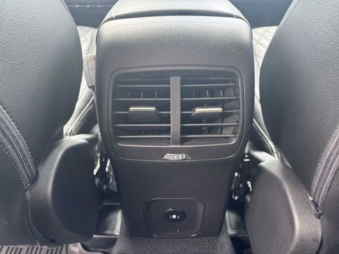 Used 2023 Ford Escape Platinum w/ Premium Technology Package AWD/4WD image 22