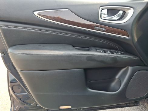 Used 2018 INFINITI QX60 Luxe w/ Deluxe Technology Package AWD/4WD image 9