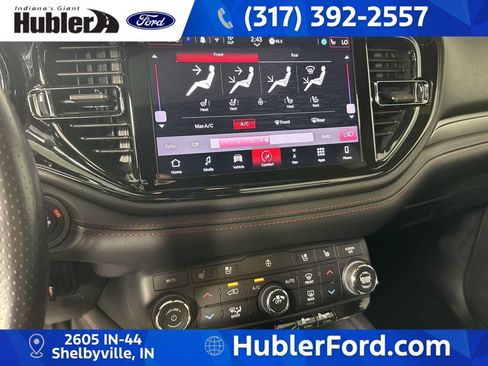 Used 2024 Dodge Durango GT AWD/4WD image 19