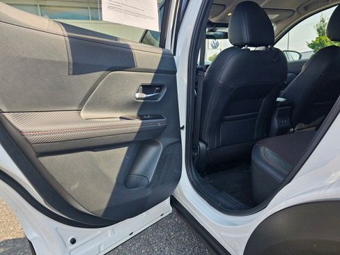 Certified 2025 Nissan Kicks SR AWD/4WD image 24