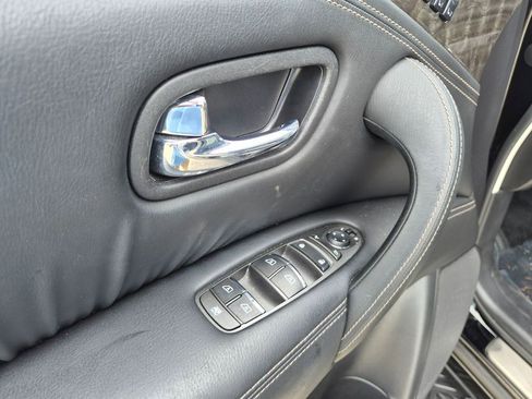 Used 2023 Nissan Armada Platinum w/ Cargo Package RWD image 12