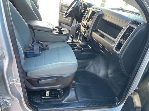 Used 2015 RAM 3500 Tradesman w/ Popular Equipment Group image 9