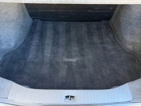 Used 2011 Nissan Versa Sedan FWD image 20