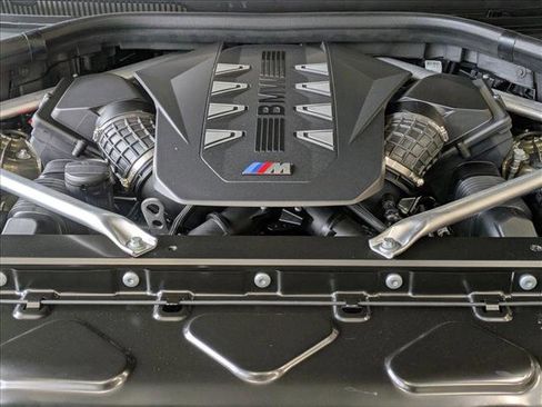 New 2026 BMW X5 M60i image 18
