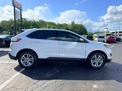 Used 2016 Ford Edge SEL w/ Equipment Group 201A AWD/4WD image 9