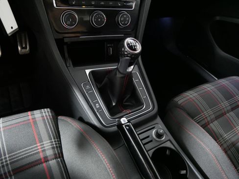 Used 2015 Volkswagen GTI S FWD image 24