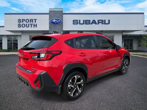 Used 2024 Subaru Crosstrek 2.0i Premium AWD/4WD image 3