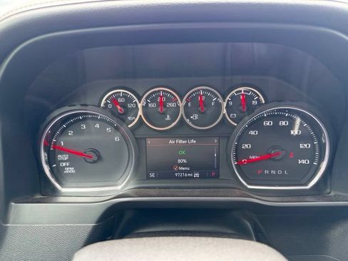 Used 2020 Chevrolet Silverado 1500 LTZ AWD/4WD image 19