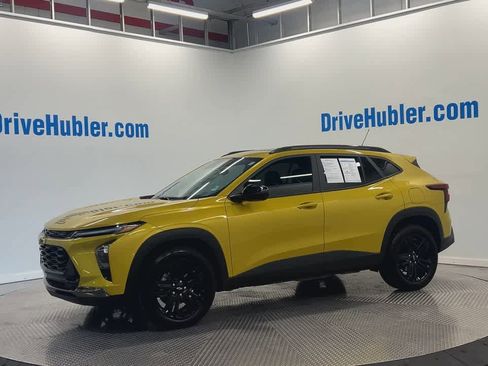 Used 2024 Chevrolet Trax ACTIV w/ Sunroof Package image 7