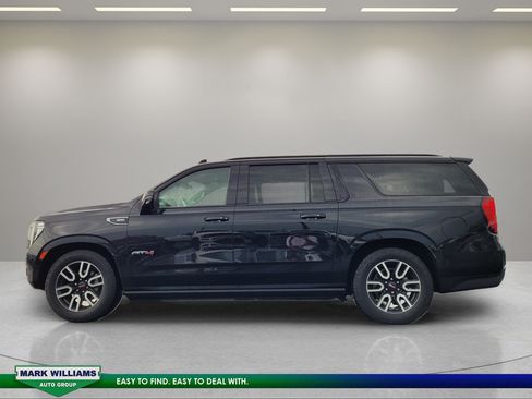 Used 2021 GMC Yukon XL AT4 w/ AT4 Premium Plus Package AWD/4WD image 7